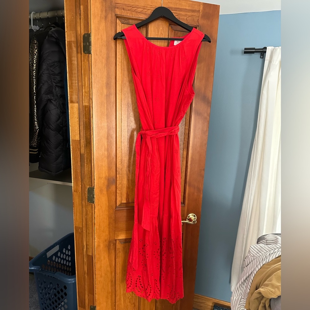 Elegant Red Sleeveless Dress